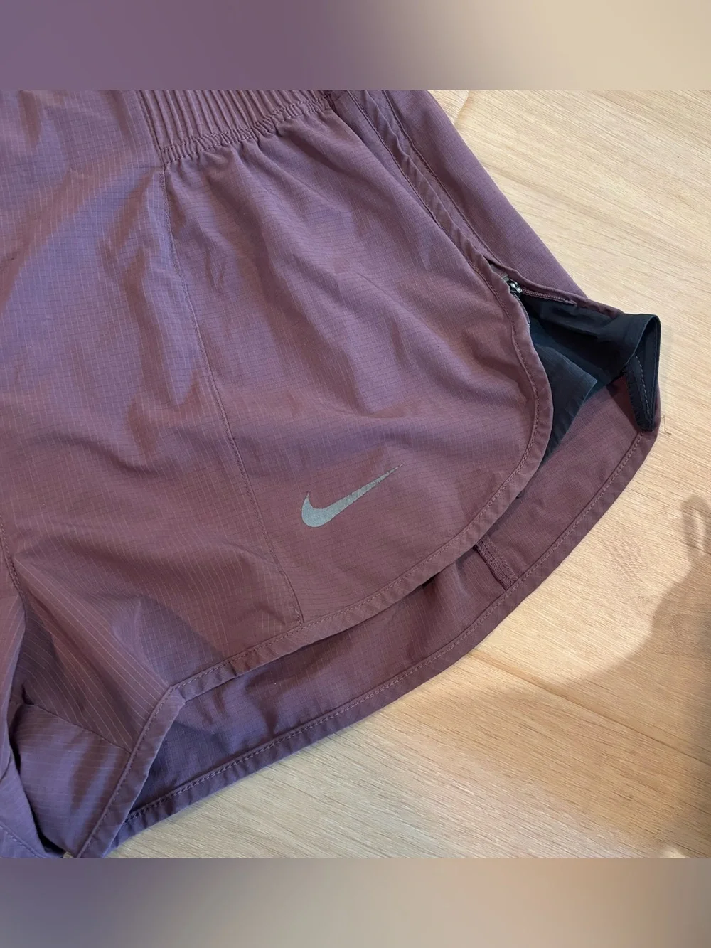 Nike Women’s Run Division Tempo Luxe Running Shorts DD5328-646 Large Purple